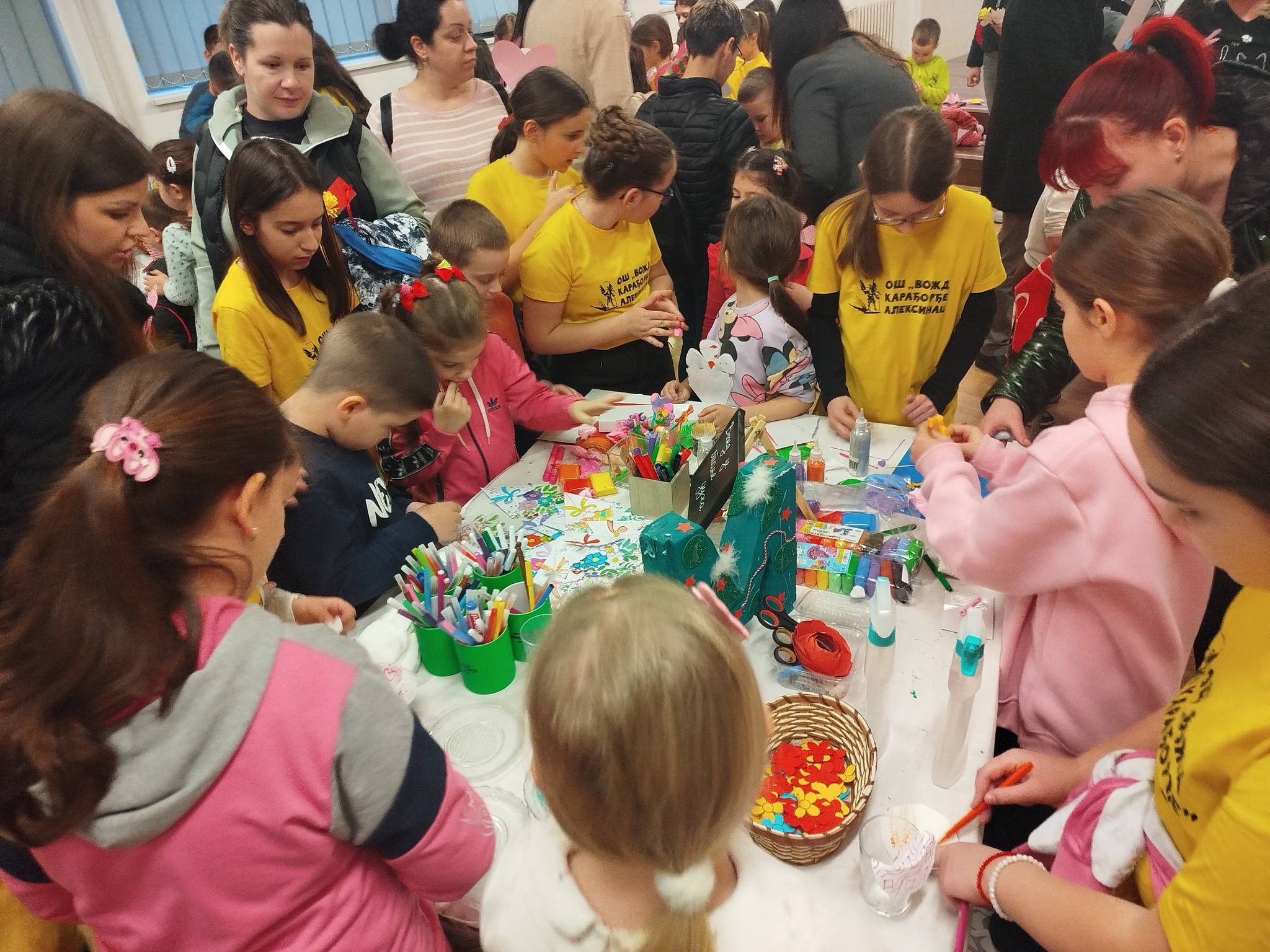 Трећи „Четвртак у Вожду“ – креативно дружење предшколаца у сусрет Осмом марту